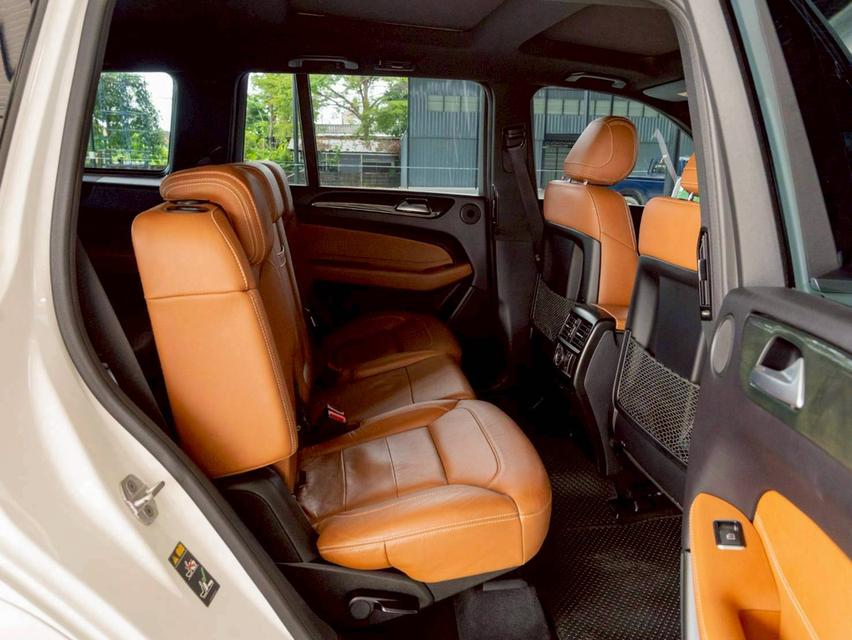 Mercedes-Benz GLS 350D 4MATIC ปี 2016 12