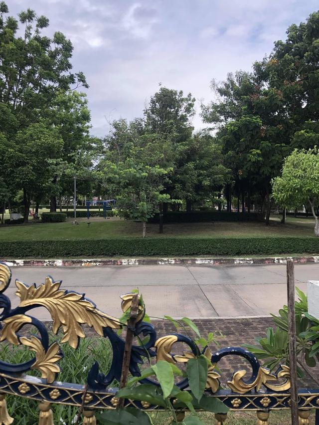 บ้านเดี่ยวสีวลี รังสิต2 หลังใหญ่สวยคลาสสิค 12