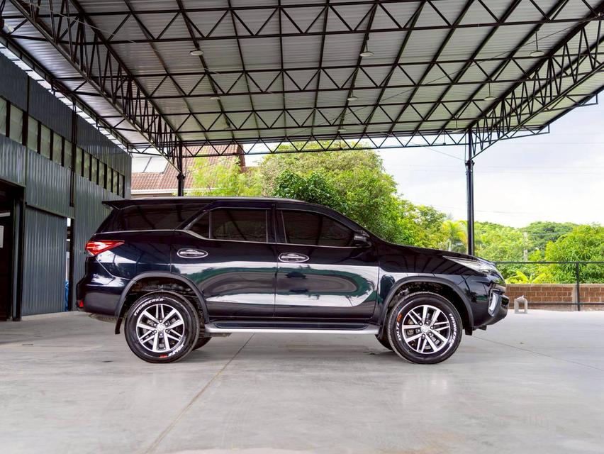 Toyota fortuner 2.4V ปี 2019 5