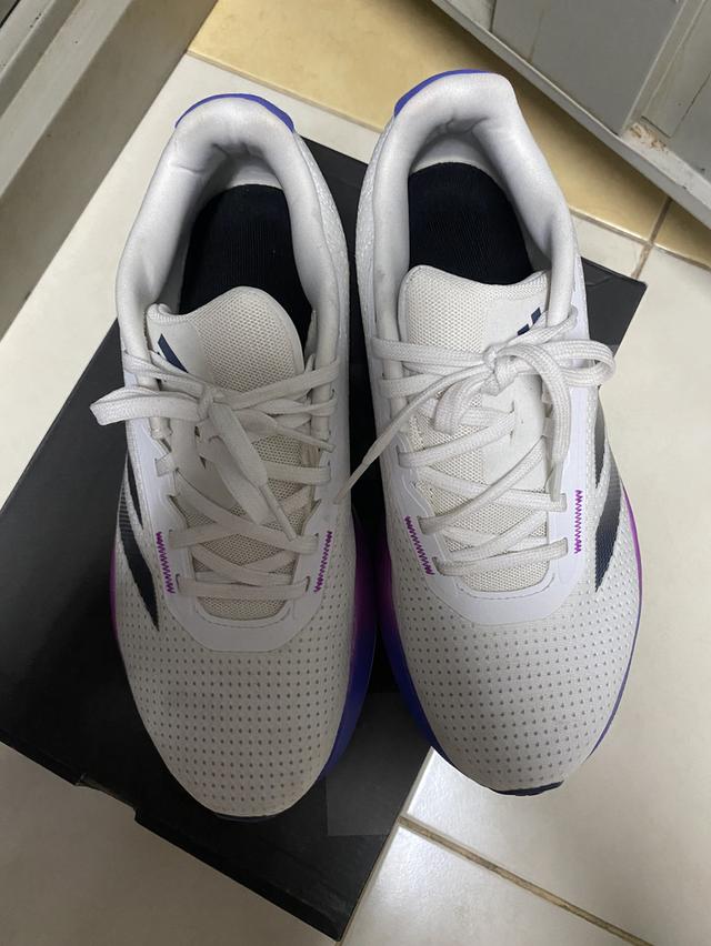 💰ราคา 1,890 รวมส่งฟรี 📦  ขาย Adidas Duramo SL มือ 2 แท้💯✅  🔺UK 8 | EU 42 | US 9.5 สีขาวเมฆ ☁️🤍 🔺สภาพดี พื้นเดิม ใส่วิ่งแค่ 2 ครั้ง  สอบถามเพิ่มเ 4
