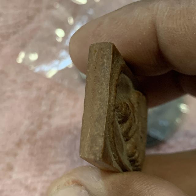 หลวงพ่อโสธร รุ่น ทำจากกระเบื้อง รูปที่ 6