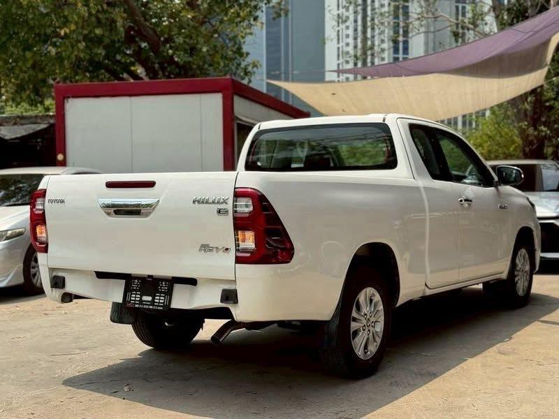TOYOTA HILUX REVO 2.4 E SMART CAB 5MT ปี 2018 รูปย่อยที่ 3