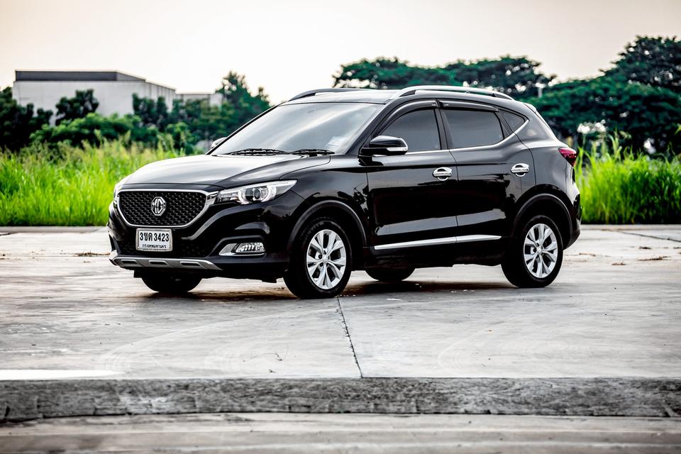 MG ZS 1.5 D ปี 2019 สีดำ มือเดียวป้ายแดง 8