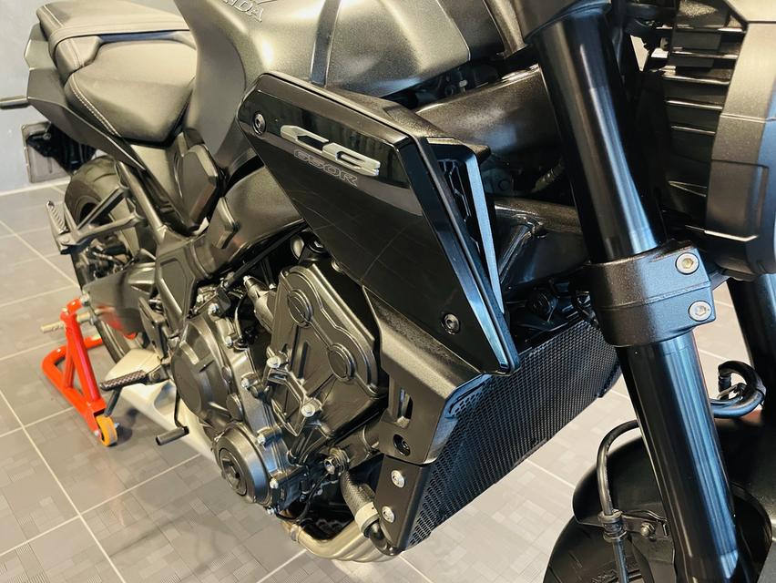 ขายด่วนรถบ้าน Cb650r/2023 รูปที่ 10