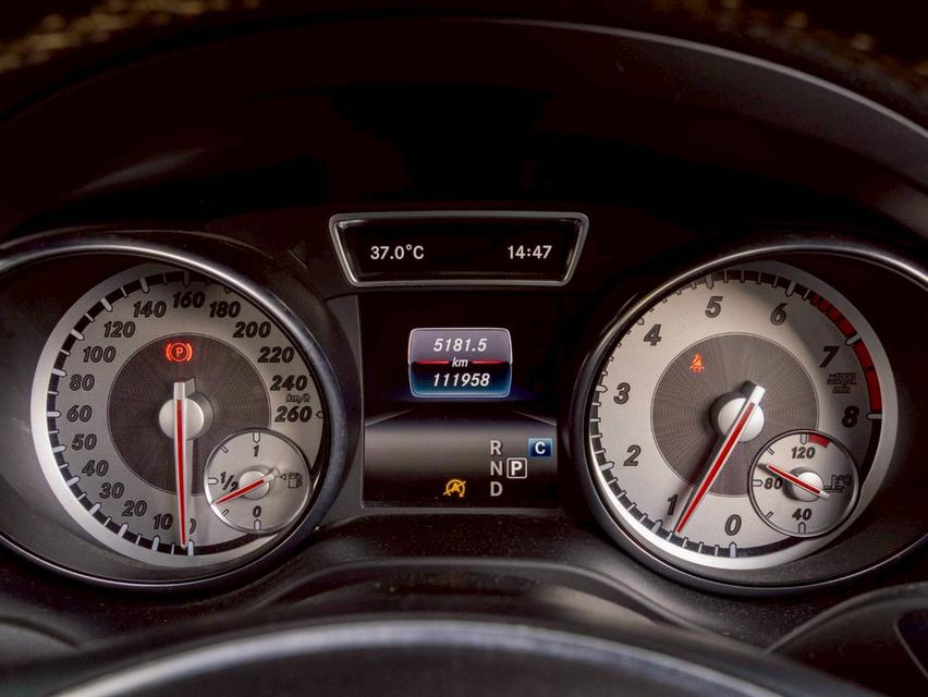 ขาย Benz Gla200 1.6Urban ปี16 8