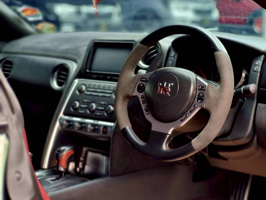 Nissan GT-R ( R35 ) UK Spec. ปี 2011 ไมล์ 44,xxx km. 9