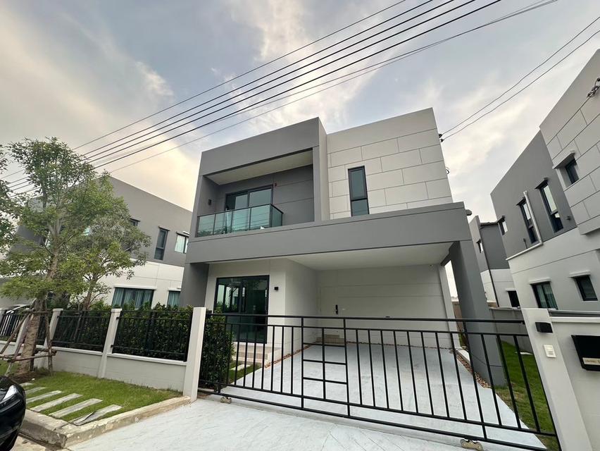 ให้เช่า บ้านเดี่ยว 2 ชั้น 3 ห้องนอน Centro บางนา โครงการใหม่ทำเลดีมาก 1