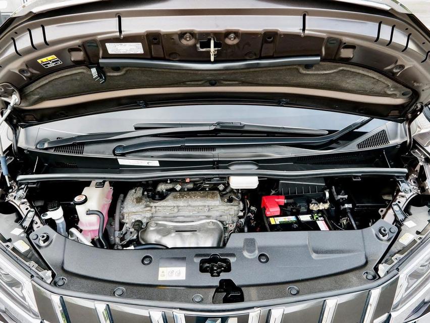 Alphard 2.5 SC Package 7