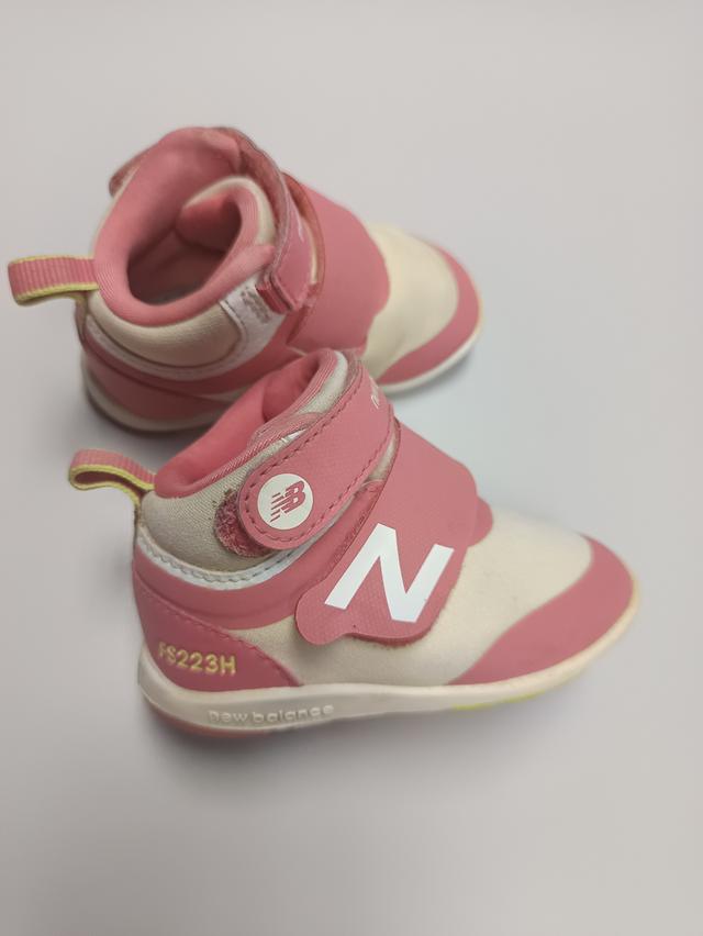 รองเท้าเด็ก New balance แท้ Made in Vietnam ขนาด 11.5 cm.