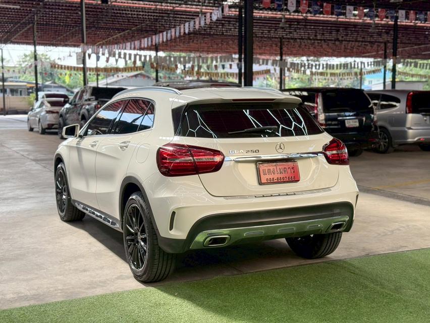 MERCEDES-BENZ GLA250 2.0 AMG Dynamic w156 ปี 2018