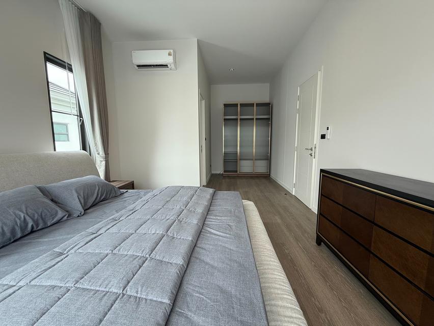 Luxury Family House for Rent Setthasiri Bangna KM10 7