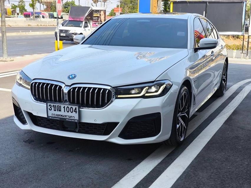 รหัสรถ KPV1004 2022 BMW 530e 2.0 M SPORT 2