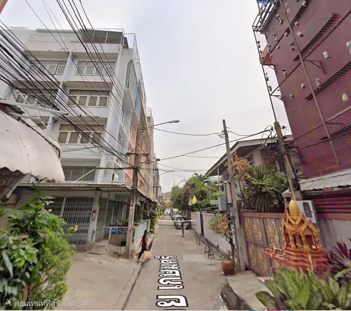 ขาย อาคารพาณิชย์ 4 ชั้น 17 ตรว ซอยเกษมศรี บ้านพานถน ราคา 9.86 ล้านบาท 1