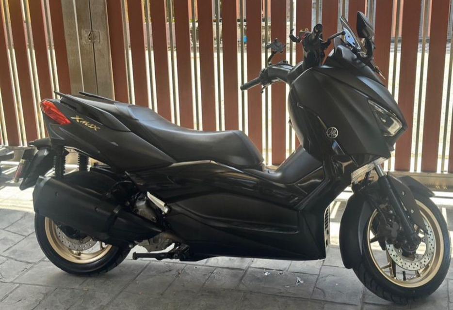 Yamaha XMAX300 มือเดียว 2