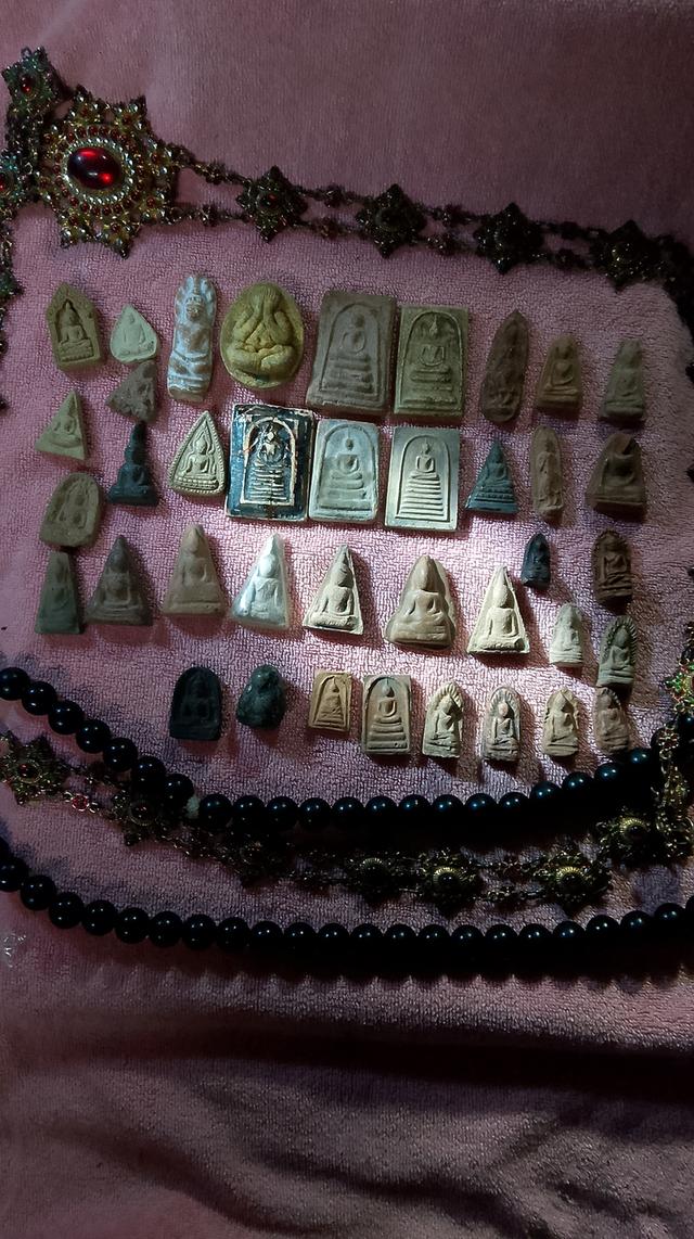 สะสมแลกเปรียญบูชาเพื่อศึกษาต่อยอดองค์ความรู้และประสบการณ์ในงานด้านพุทธศิลปะ 8