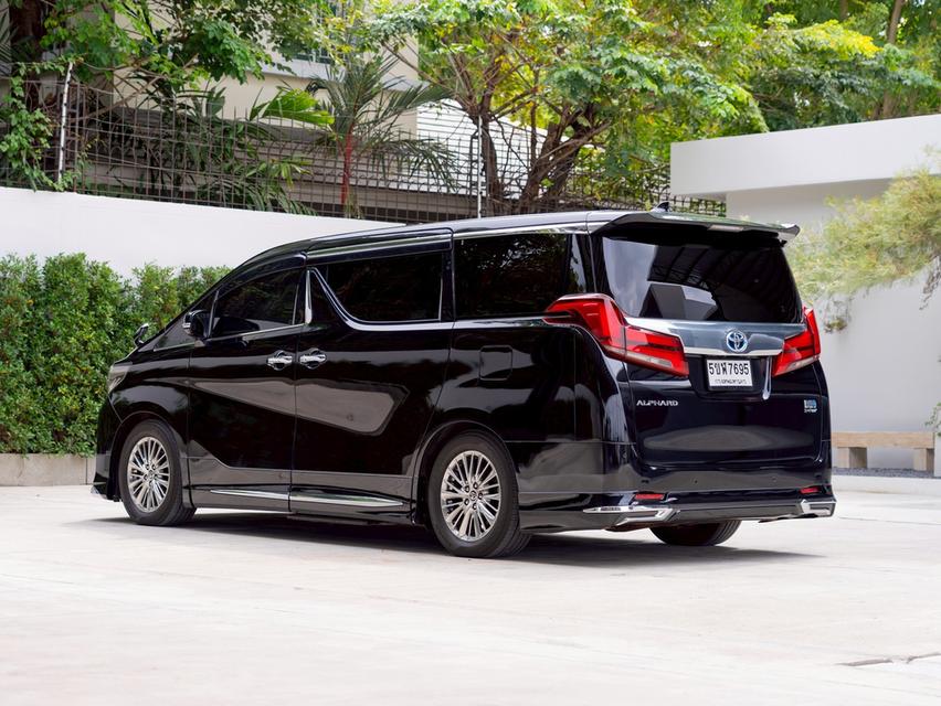 Toyota Alphard 2.5L GF Hybrid ปี 2022