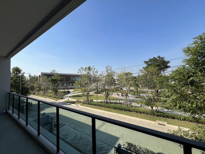 ให้เช่า! บ้านเดี่ยวสุดหรู Centro Bangna 5 ห้องนอน 6 ห้องน้ำ (260 ตร.ม.) ทำเลดีที่สุด: หน้าสวน-ใกล้คลับเฮาส์ 19