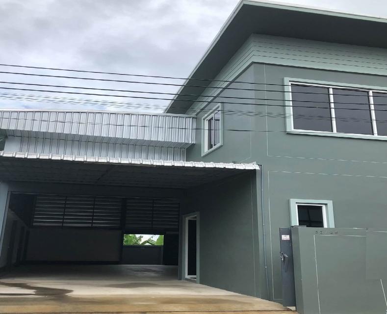 ให้เช่าโกดังพร้อมสำนักงาน สร้างใหม่ / ทำเล ซอยวัดลาดปลาดุก บางบัวทอง / พื้นที่ดิน 70 ตารางวา / พื้นที่ใช้สอย 250 ตารางเมตร 1