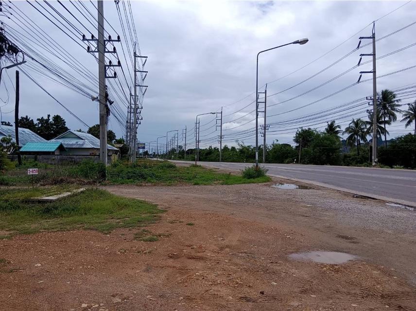 ที่ดินเปล่าทำเลดี ติดถนนราชบุรี-ผาปก เหมาะกับการลงทุนและตั้งร้านค้า 3