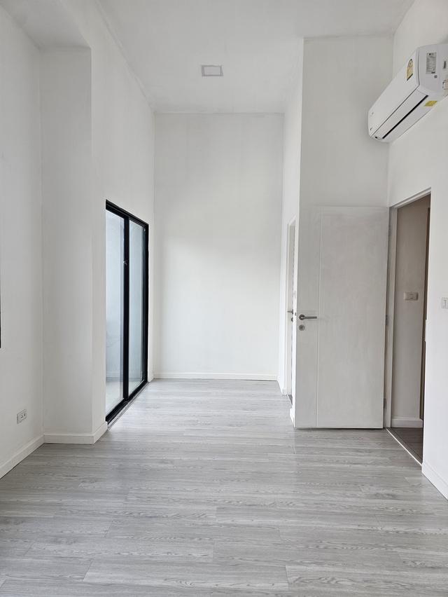 ทาวน์โฮม 2 ชั้น 3 ห้องนอน 2 ห้องน้ำ 15