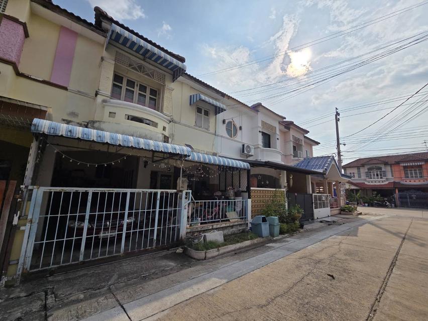 🔥 ขายทาวน์เฮ้าส์ทำเลดี 4 นอน 3 น้ำ เดินทางง่ายสุดๆ 🏡 3