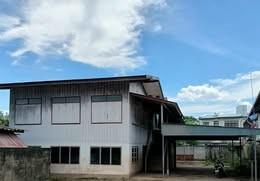 บ้านสองชั้นครึ่งตึกครึ่งไม้ เทศบาลเมืองแพร่ ถนนราษฎร์ดำเนิน ตำบลในเวียง อำเภอเมือง จังหวัดแพร่ 1