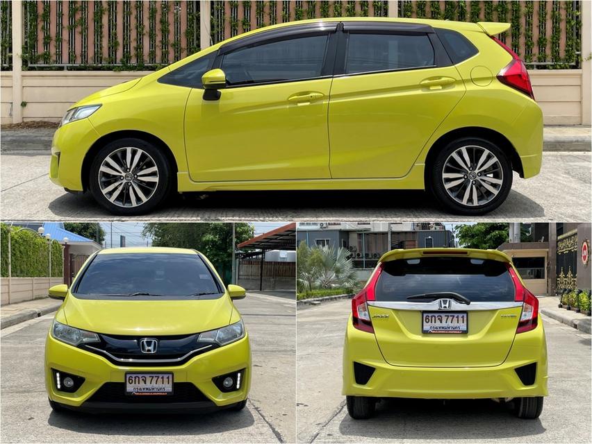 HONDA JAZZ GK 1.5 SV ปี 2014 เกียร์AUTO สภาพนางฟ้า