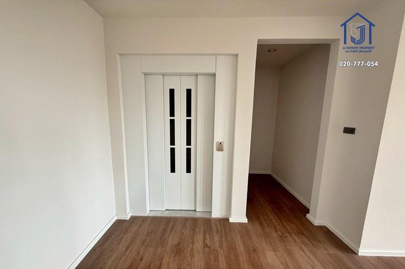 ขายโฮมออฟฟิศ 3.5 ชั้น บริทตัน ซอยลาดพร้าว 41 แยก 16 พร้อมลิฟต์ส่วนตัว ใกล้MRT สถานีภาวนา 8