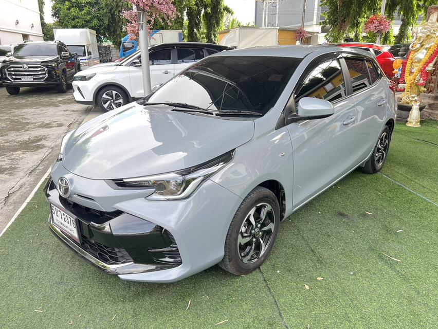 #Toyota YARIS 1.2 Sport 