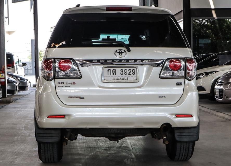 2013 TOYOTA FORTUNER 3.0V 4WD 17