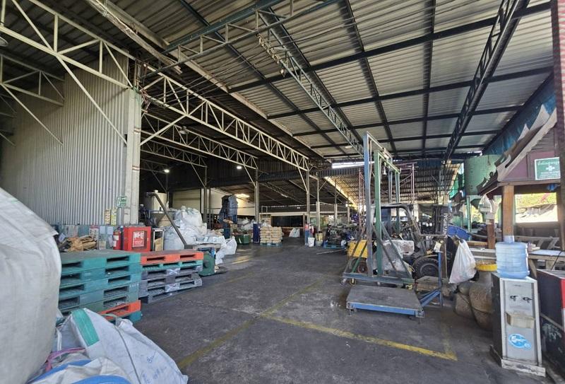 #ขายโรงงานรีไซเคิลพลาสติก นิคมพัฒนา ระยอง เนื้อที่ 8 ไร่ ผังม่วง โกดัง 4 ไร่/ห้องพักพนักงาน 50 ห้อง ไฟฟ้า 1250 KVA 6