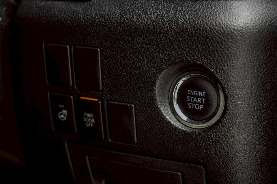 รหัสรถ CBL3901 TOYOTA ALPHARD 2.5 SC PACKAGE AT 2017 17