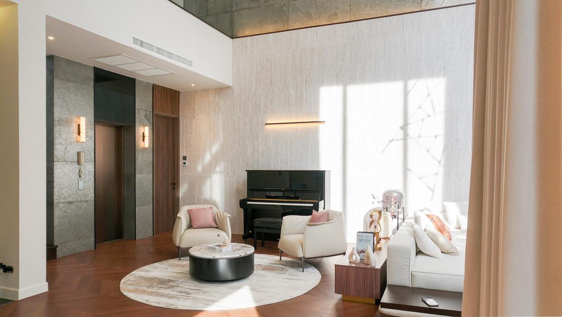 ขาย/ให้เช่า วิลล่าหรู 3 ชั้น BuGaan กรุงเทพกรีฑา (Sansiri Ultra Luxury) 540 ตร.ม. พร้อมลิฟต์ส่วนตัว โถงสูง 7 ม. 6