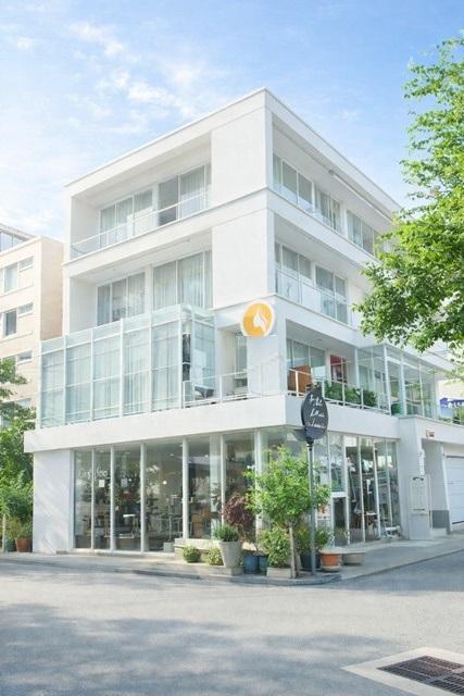 รัชดาภิเษก 10-18 MRT ห้วยขวาง 340ม.อาคารพาณิชย์ให้เช่า ชั้น2 อาคาร 4ชั้น 1 น้ำ 100 ตร.ม. เดอะสตรีท รัชดา 1.3 กม. 1