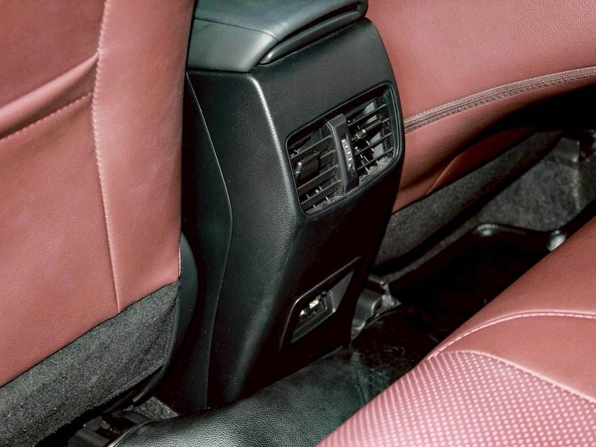 TOYOTA COROLLA #CROSS, 1.8 HYBRID PREMIUM   ปี 2021 โฉม ปี20-ปัจจุบัน 18
