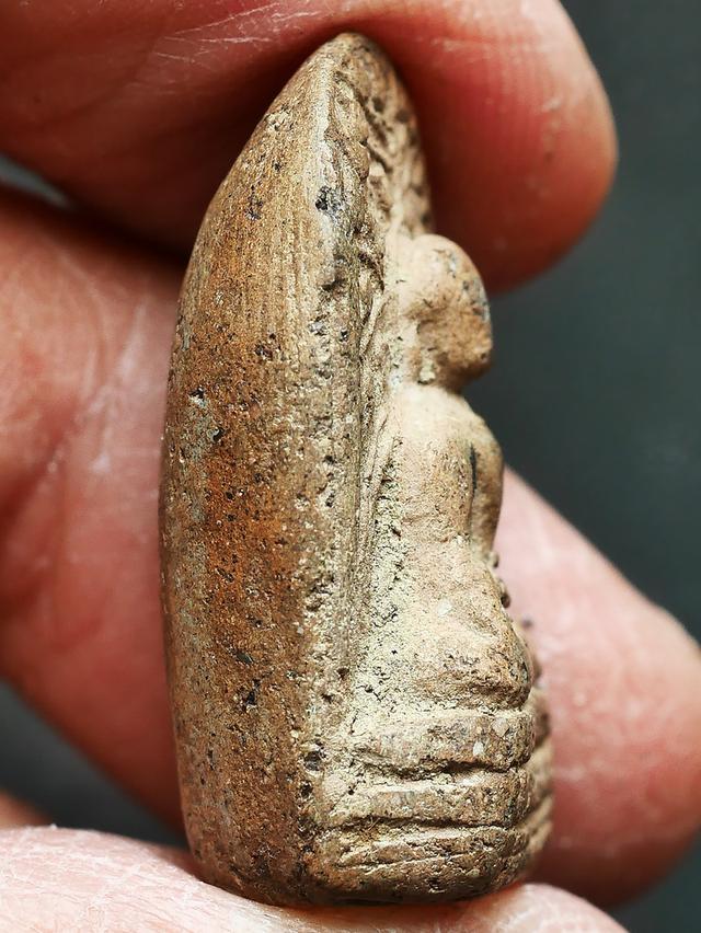 พระคง ลำพูน...เก่า เนื้อจัดๆ 9