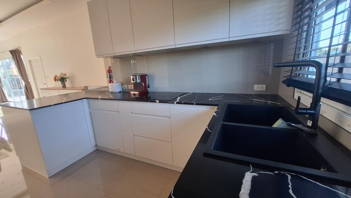 Pool villa for rent 8