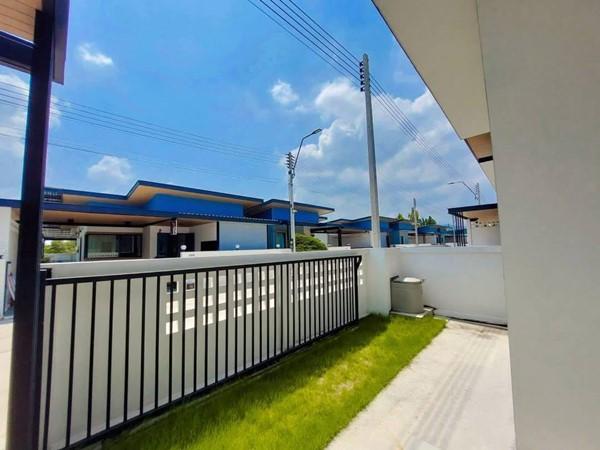 บ้านสวยพร้อมอยู่ เริ่ม 2.xxล้าน! บ้านเเฝด 2 นอน ถนนกว้าง 8 เมตร ถนนไม่ตัน เข้าซอยไหนก็ได้ เเละมาพร้อมกับเลขที่มงคล 999 2