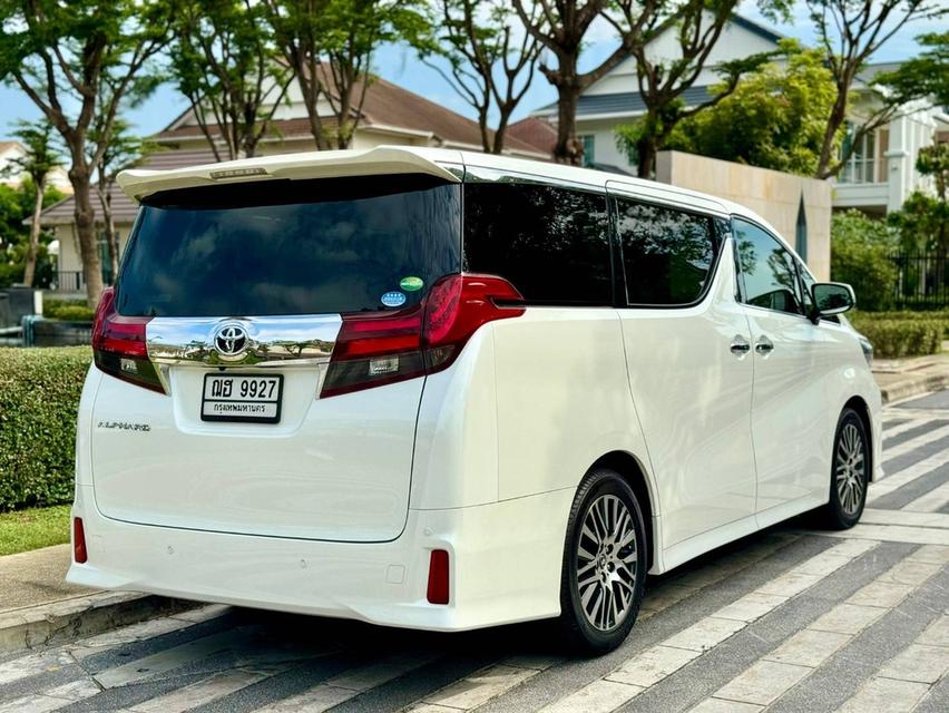 Toyota Alphard 2.5 ปี 2017  สายจอดไมล์เพียง 2หมื่น รถใหม่กริ๊บบบ 3