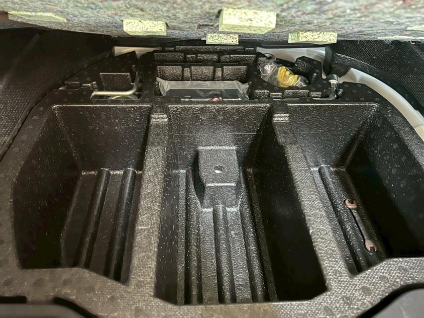 Toyota Yaris 1.2 E Hatchback AT ปี 2019 รถสวยมือเดียว ไมล์น้อย 20