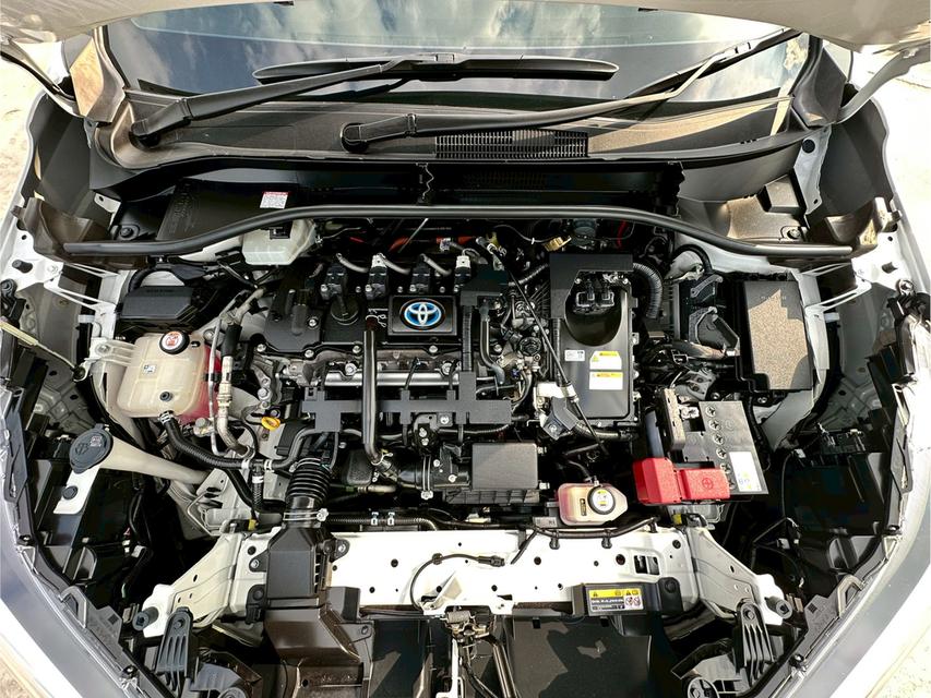 รหัสรถ PAT474 Toyota Corolla Cross 1.8Hybrid Premium Safety  สีขาว ปี2020 19