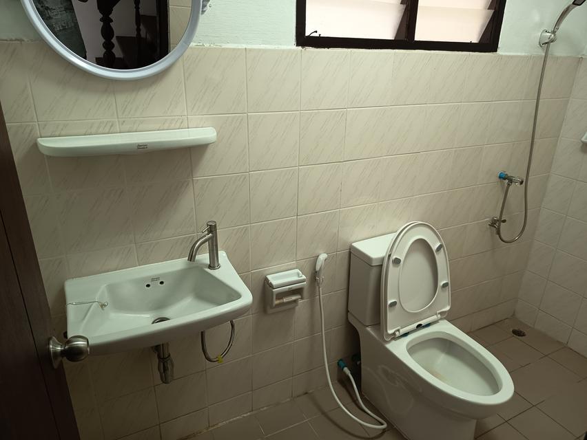 ขายทาวน์เฮ้าส์ วโรชา4 16