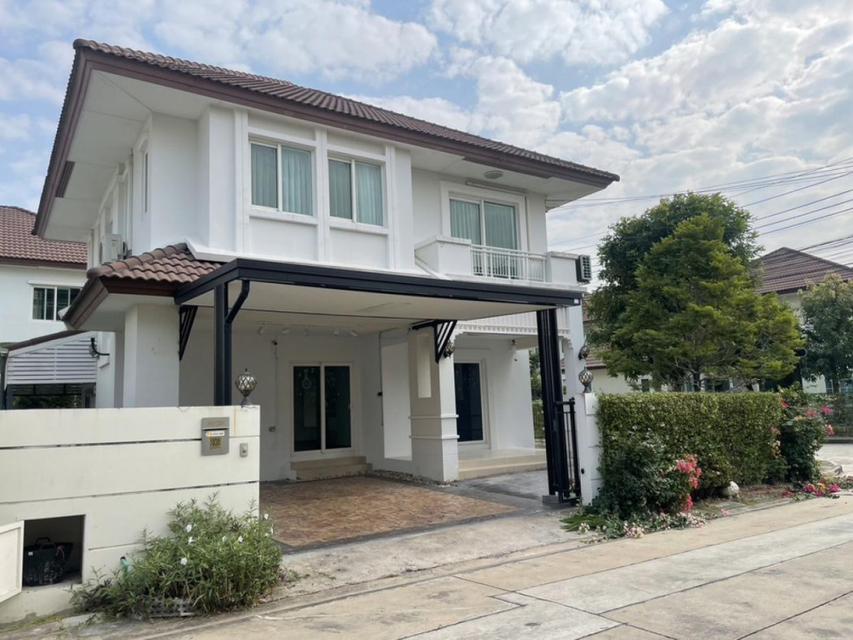 ขายบ้านเดี่ยวหลังมุม  โครงการ เดอะ เซนโทร รัตนาธิเบศร์ 1