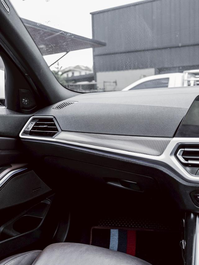 รหัสรถ 67GG2435 BMW 330e g20 MSport ปี 2021 9