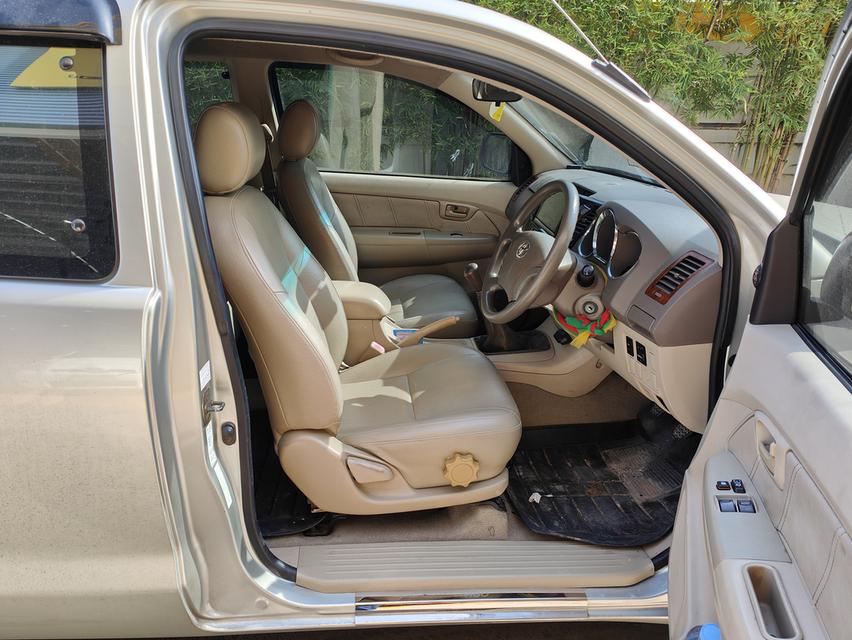 Toyota Vigo 2.5 E Cab MT ปี 06 10