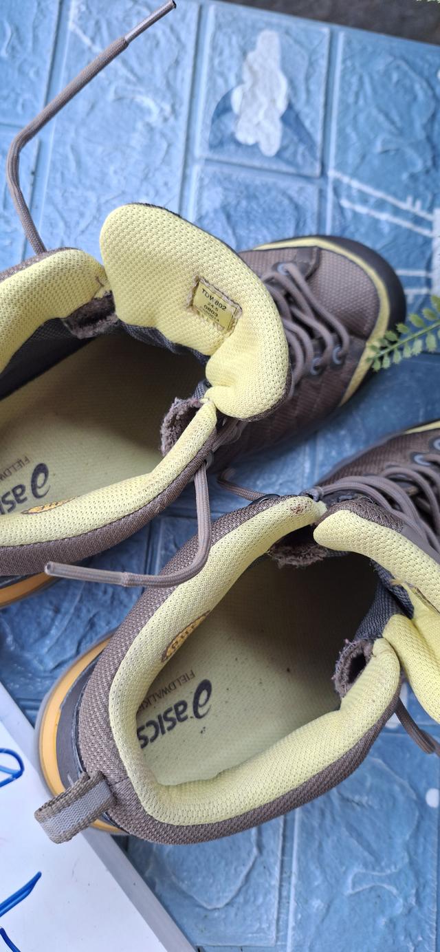 รองเท้า asic ของผู้หญิง รูปที่ 13