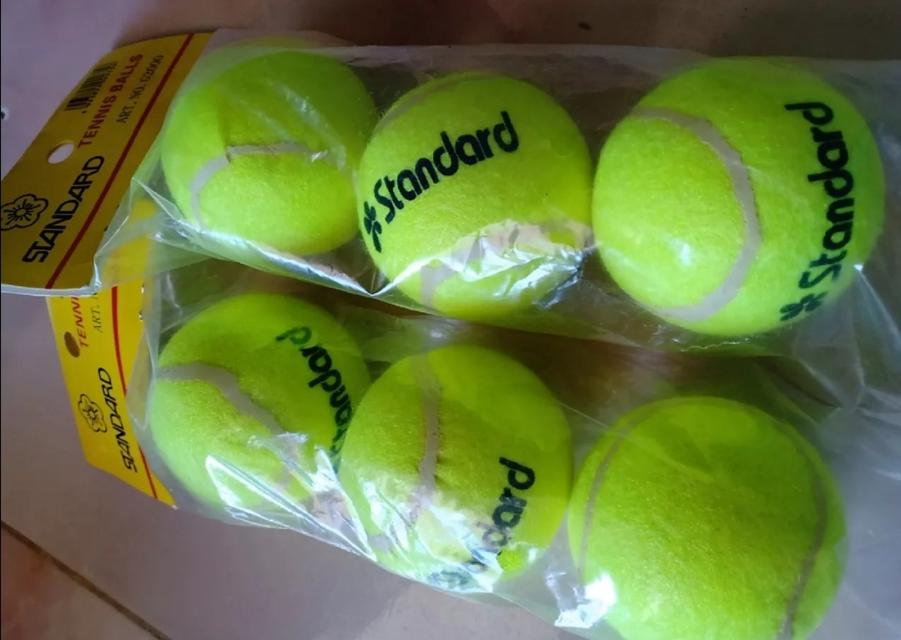 Tennis ball ยีห้อ Standard