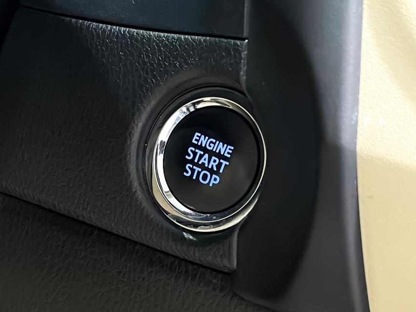 TOYOTA COROLLA ALTIS 1.6 G ปี 2019 สีดำ เกียร์ AT  ไมล์ 221,XXX 9
