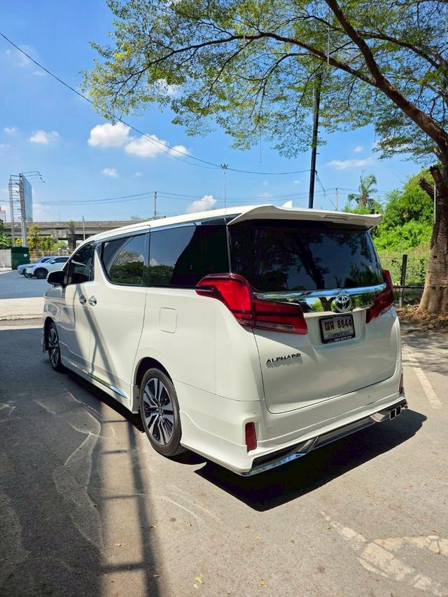Toyota ALPHARD 2.5SC PACKAGE สีขาว ปี 2023 ไมล์ 40,000 กม. รูปที่ 5
