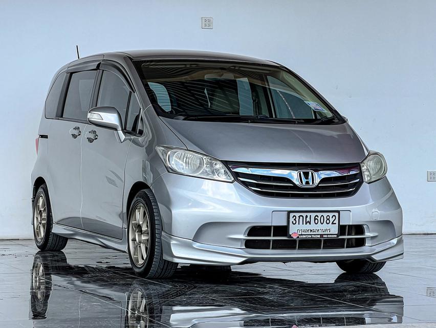 2013 จด 2014 HONDA FREED, 1.5 E รหัส WRT6082 1